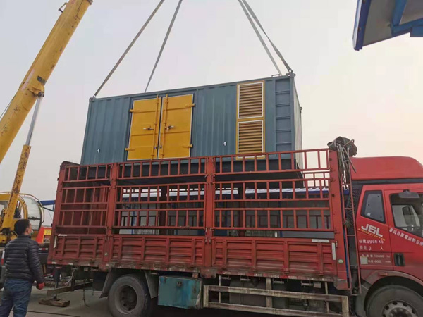 乳源如何根据测量要求选择合适的电压表量程？